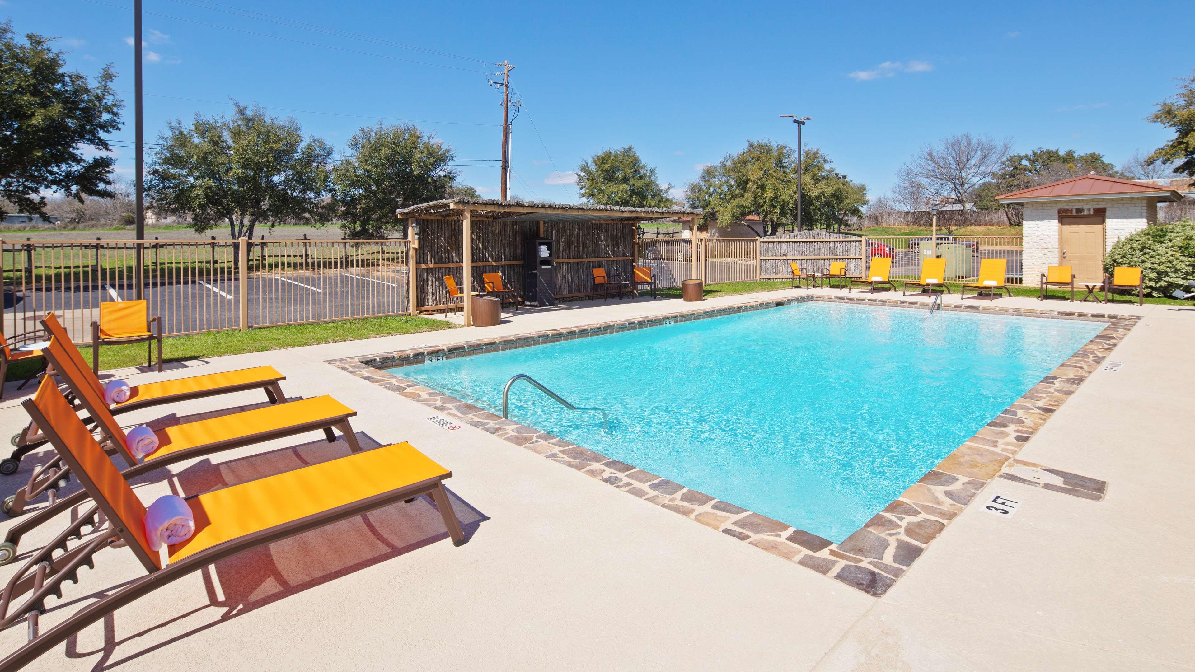 Best Western Plus Fredericksburg Exterior foto